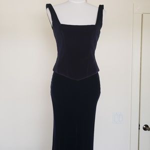 BEAUTIFUL RALPH LAUREN TWO PIECE NAVY VELVET GOWN